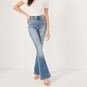 11” high rise flare jeans - petite - light wash